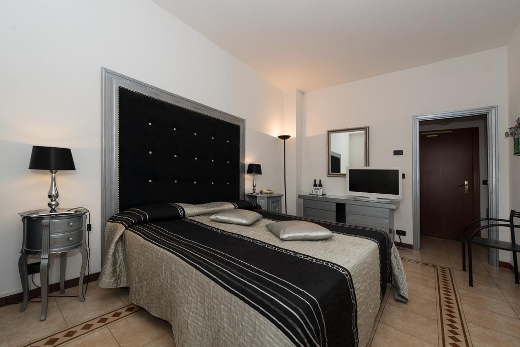 Hotel Corallo Montecatini Terme Exterior photo