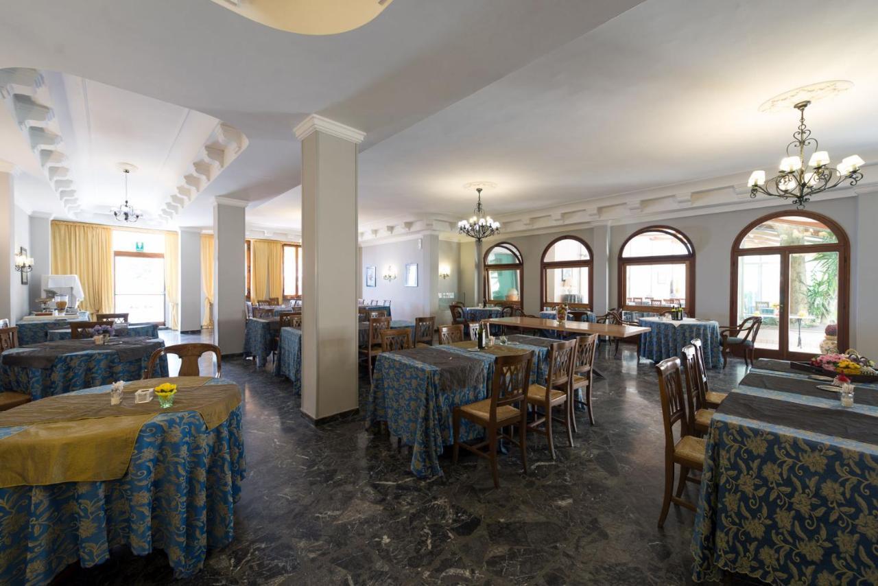 Hotel Corallo Montecatini Terme Exterior photo